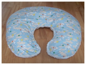 homemade breastfeeding pillow cover tutorial