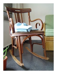 thrift-store-rocking-chair
